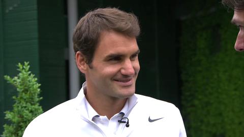 Roger Federer wins the 2013 Jean Borotra CQS Sportsmanship Award