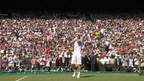 Andy Murray wins Wimbledon 2013 title