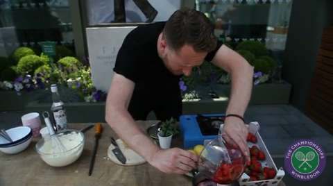 The Food Busker visits Wimbledon
