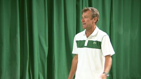 Coaching Corner: Sharapova's backhand