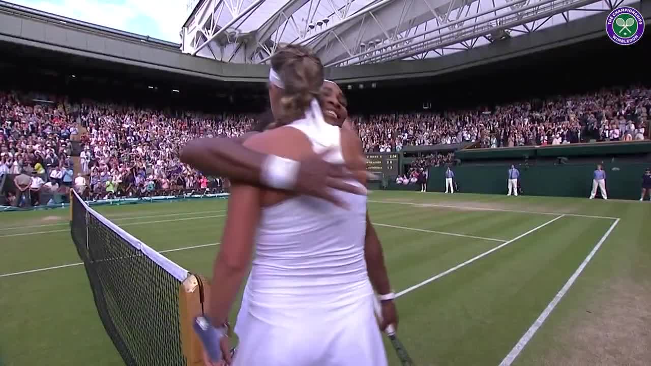 Serena and Azarenka hug it out