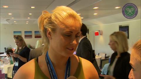 Rachel Stringer meets the England Women's football team.