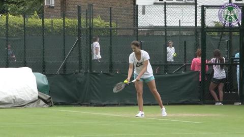 Laura Robson back at practice after injury