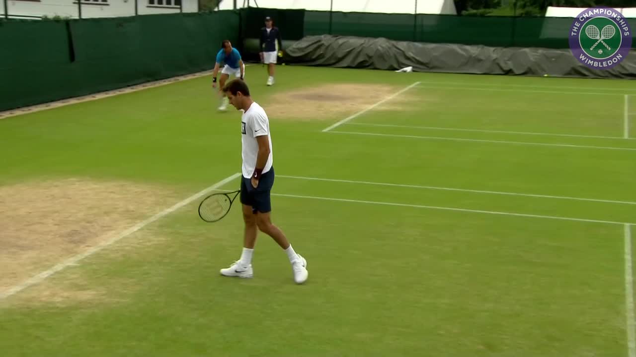 Del Potro practises ahead of second round Wawrinka clash