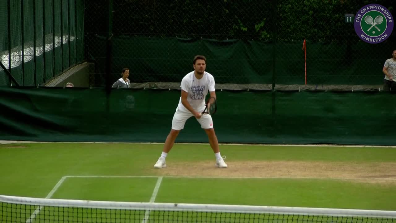 Wawrinka on practice court ahead of second round encounter with Del Potro