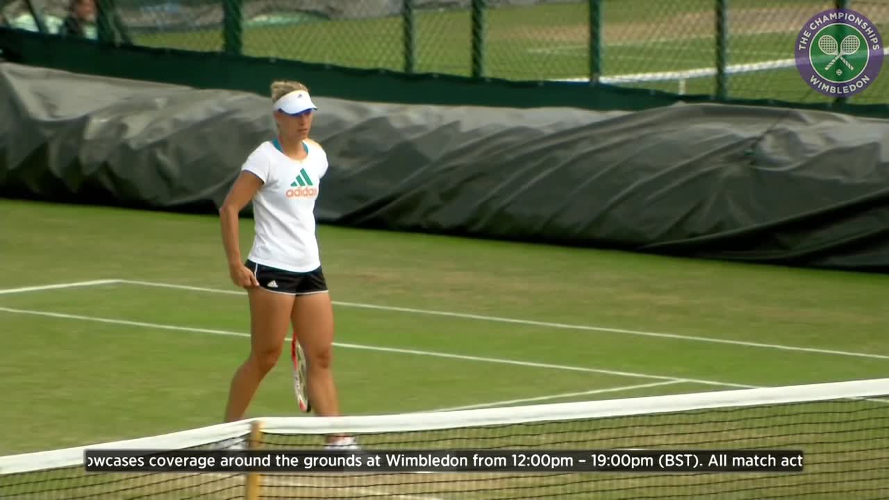 Angelique Kerber prepares for semi-final battle with Venus Williams