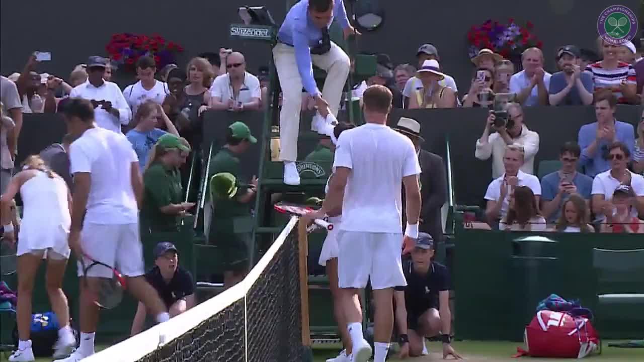 Watson gains quick revenge over Azarenka