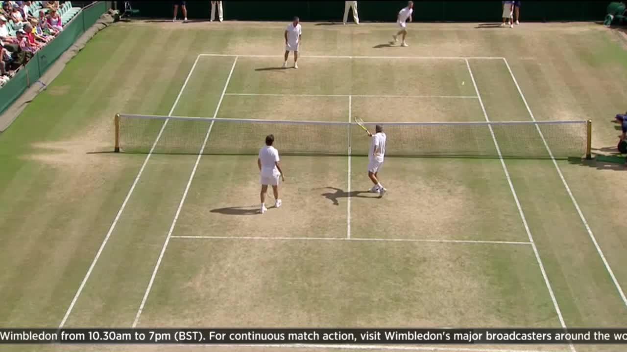Master magician Mansour Bahrami visits the Wimbledon Channel