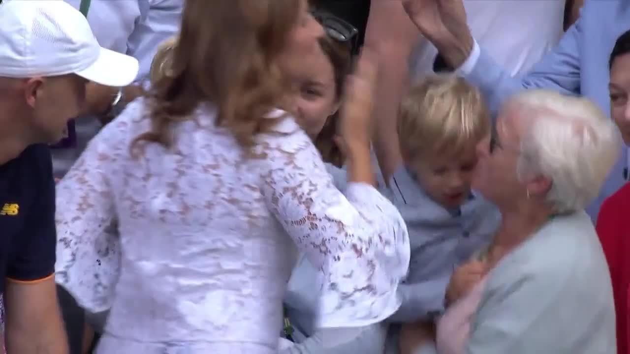 WATCH: Federer's children join family in box